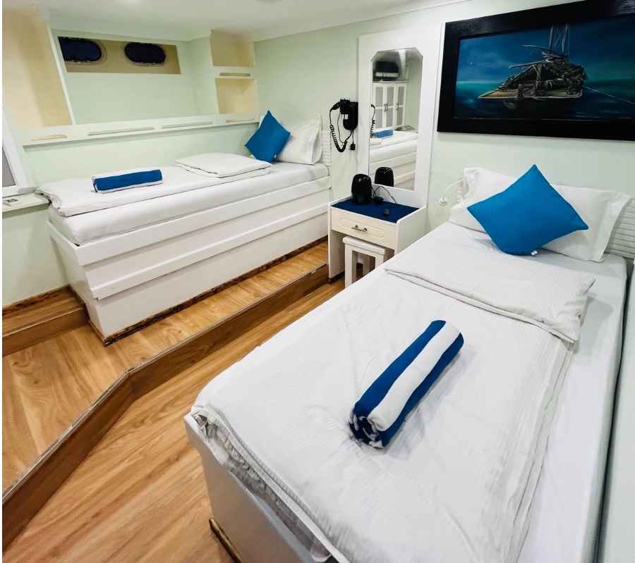 Maldivler Dalış Turu